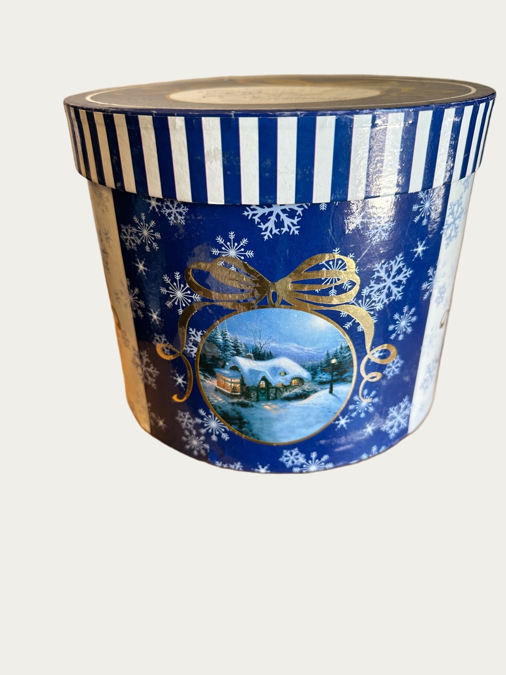 Thomas Kinkade "Memories of Christmas" Ornament Set 8 - Picture 3 of 16
